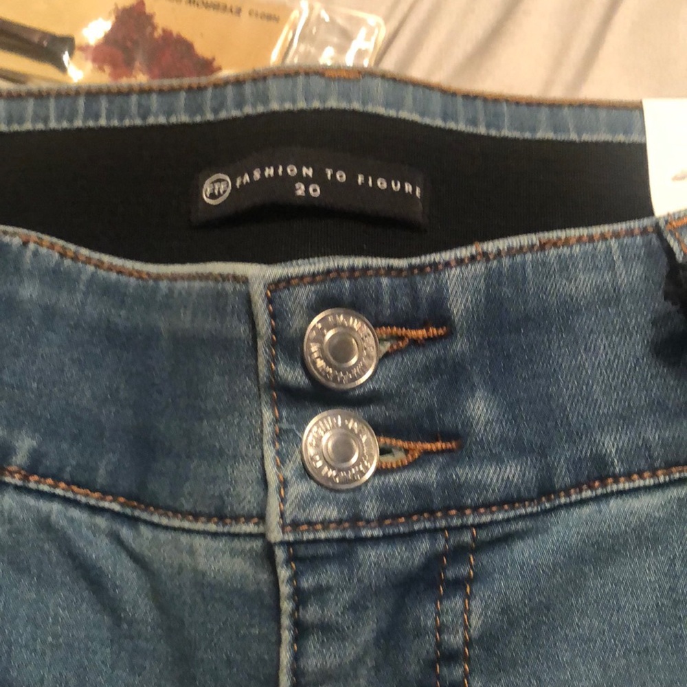 Plus Size 20  skinny Jeans